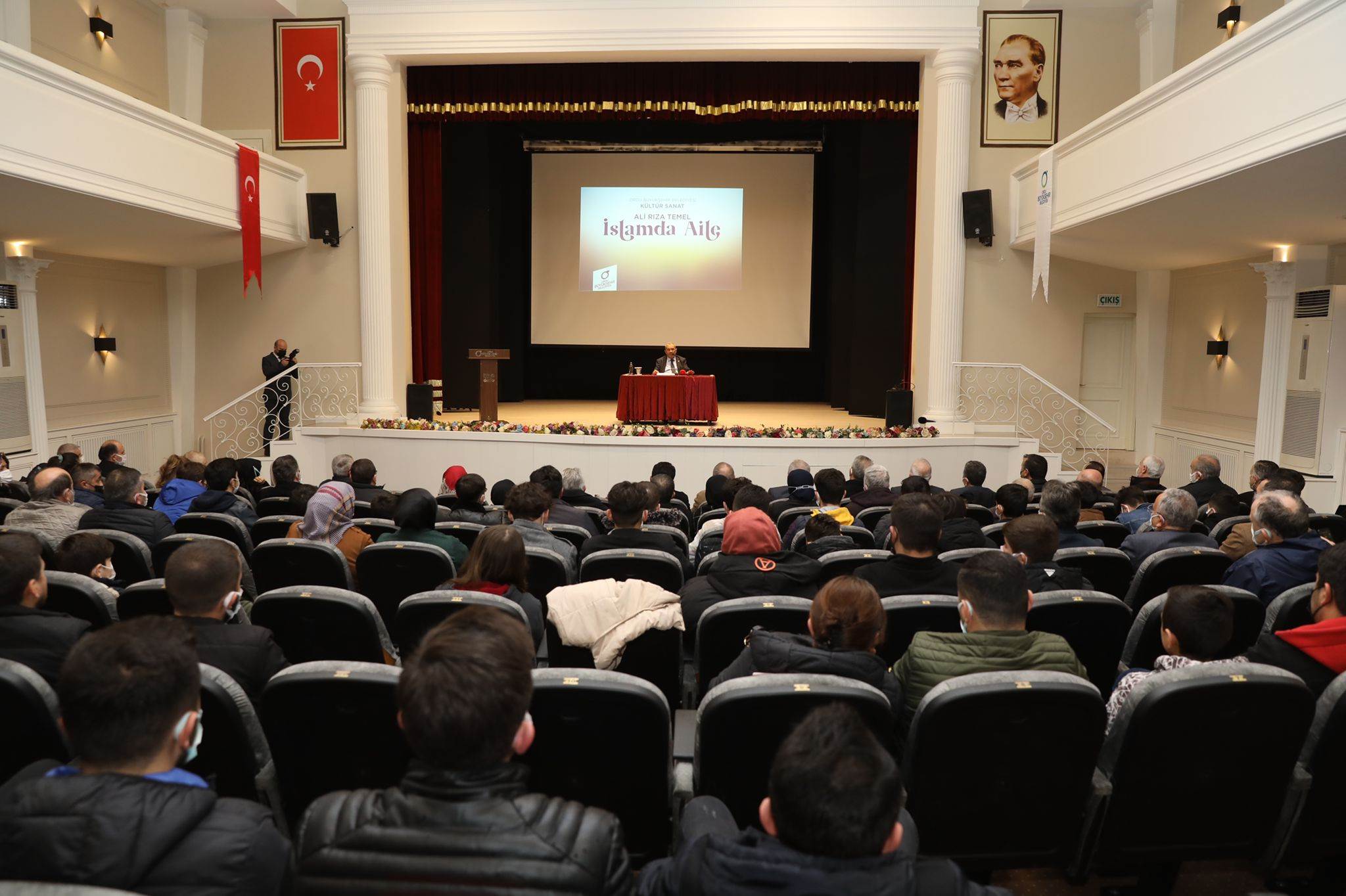  “İSLAM’DA AİLE” KONFERANSI
